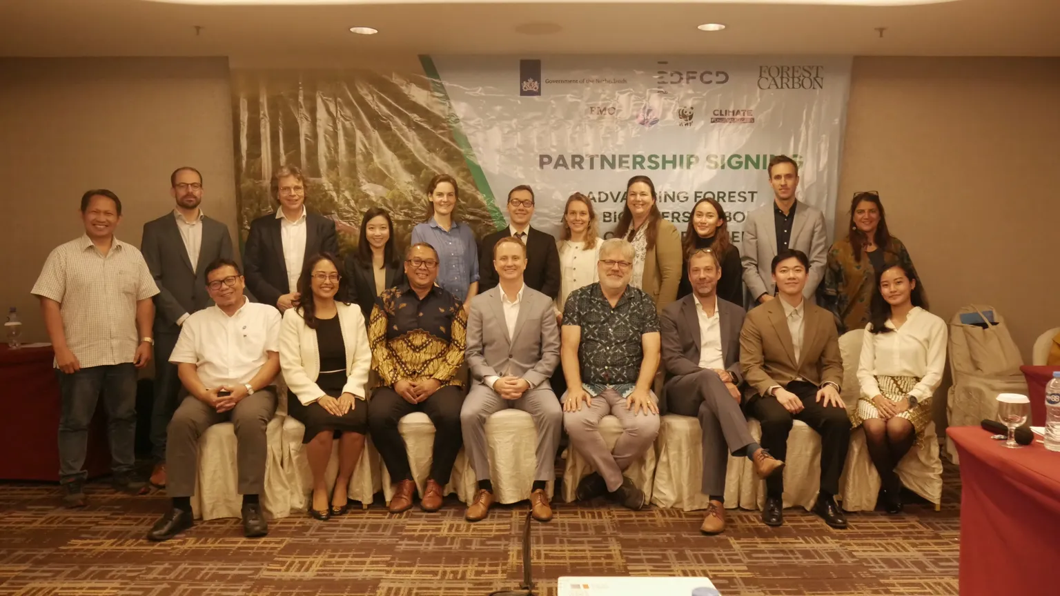 DFCD and Forest Carbon partnership signing in Jakarta