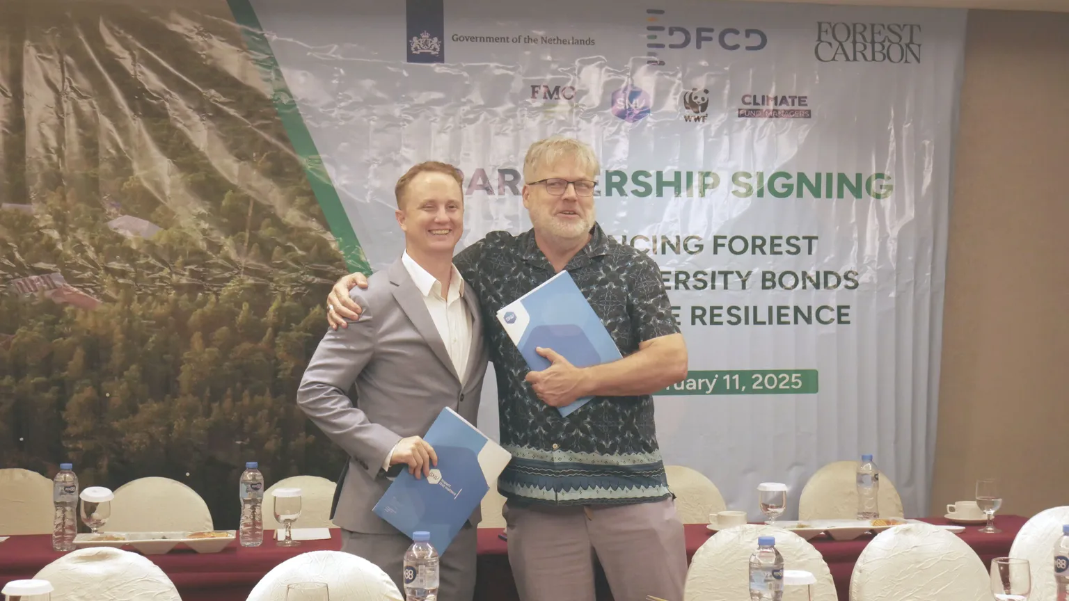 DFCD and Forest Carbon partnership signing