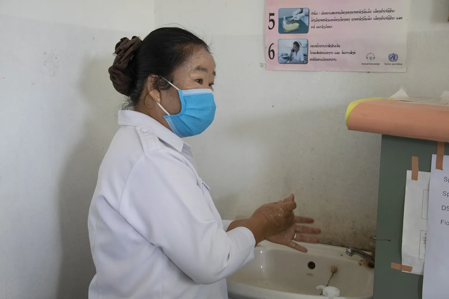 Handwashing at points of care